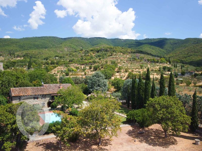 Fantastica casa colonica in località Valecchie