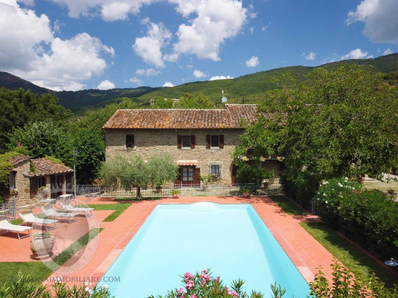 Fantastica casa colonica in località Valecchie