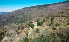 Panoramic farmhouse