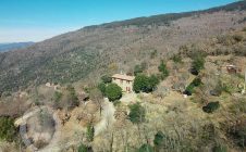 Panoramic farmhouse