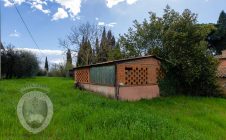 Farmhouse between Cortona and Montepulciano