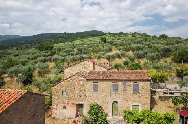 Charming cottage to be renovated