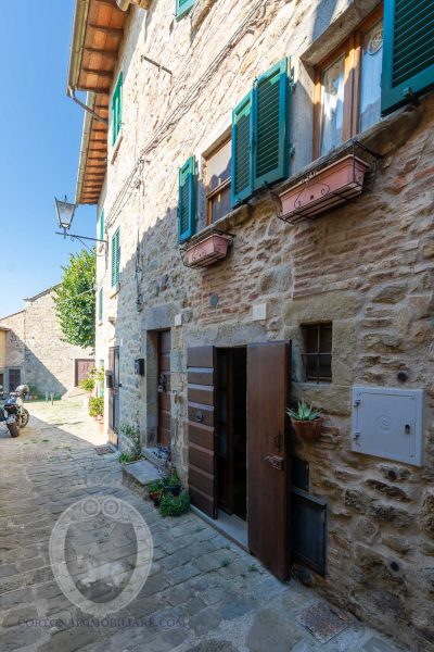 Apartment in Cortona on 3 levels
