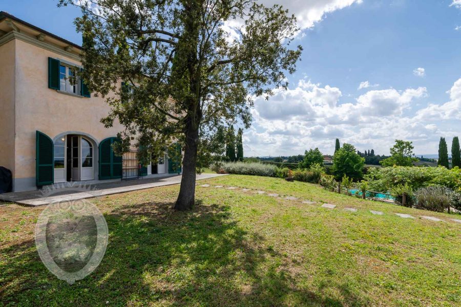 Villa indipendente con piscina e giardino