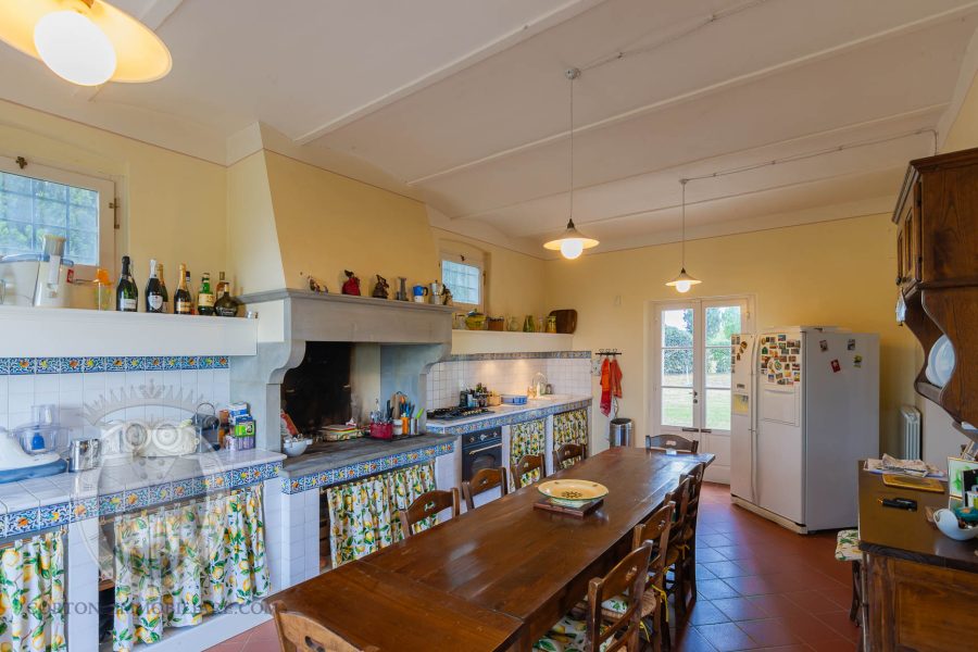 Villa indipendente con piscina e giardino