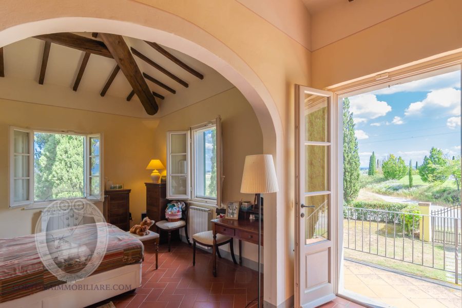 Villa indipendente con piscina e giardino
