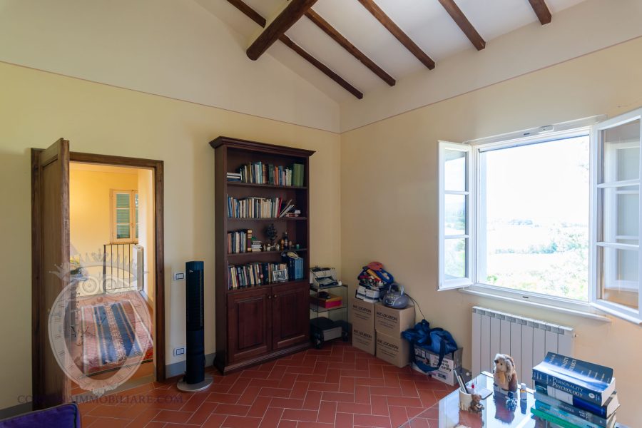 Villa indipendente con piscina e giardino