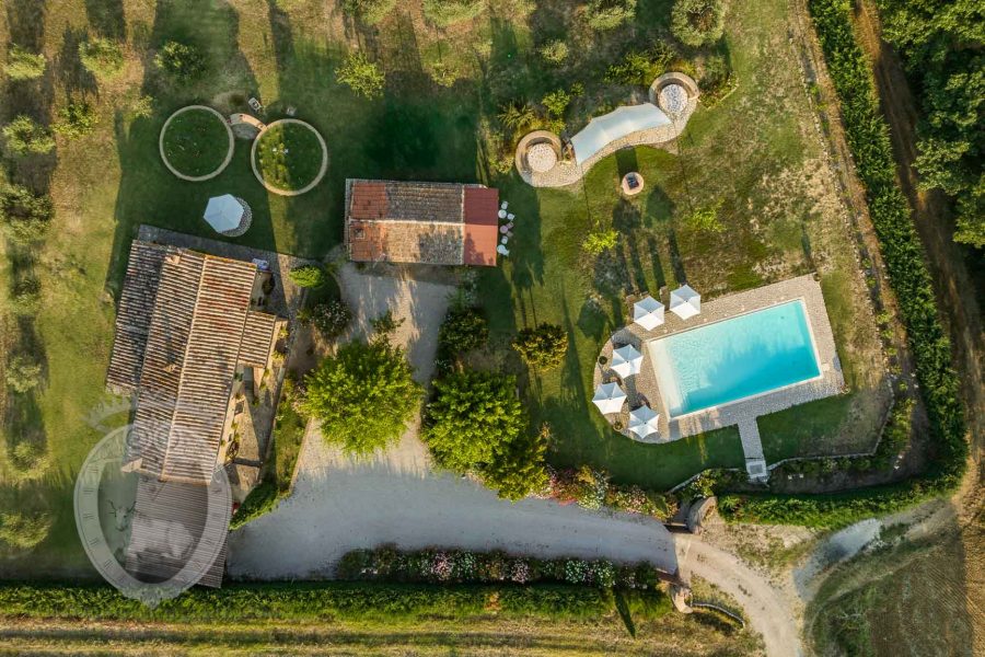 Farmhouse with panoramic swimming pool