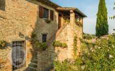 Farmhouse with panoramic swimming pool