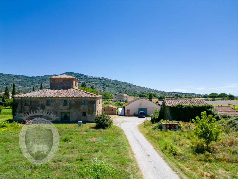 Property with Leopoldina and outbuildings