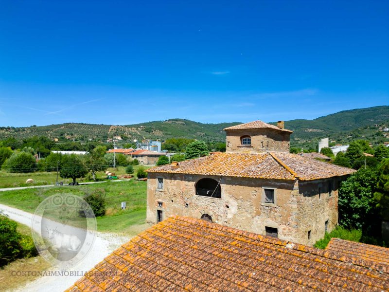 Property with Leopoldina and outbuildings