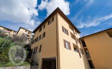 Apartment with terraces and garage