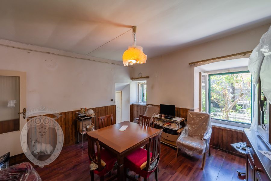 Apartment in the center with garden