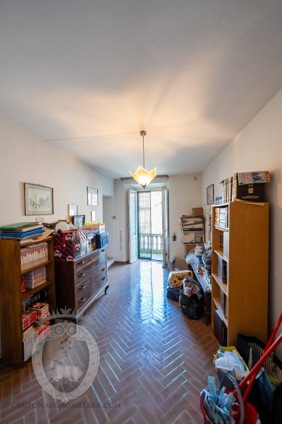 Apartment in the center with garden