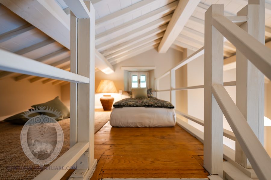 Stone farmhouse with land