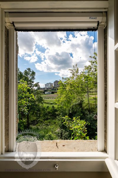 Stone farmhouse with land