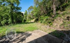 Casale in pietra con terreno