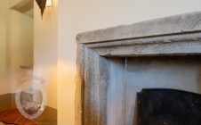 Casale in pietra con terreno
