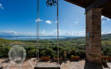 Villa con vista lago e giardino