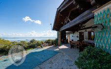 Villa with lake view and garden