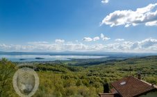 Villa with lake view and garden
