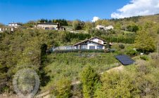 Villa with lake view and garden