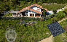 Villa con vista lago e giardino