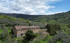Farmhouse with land
