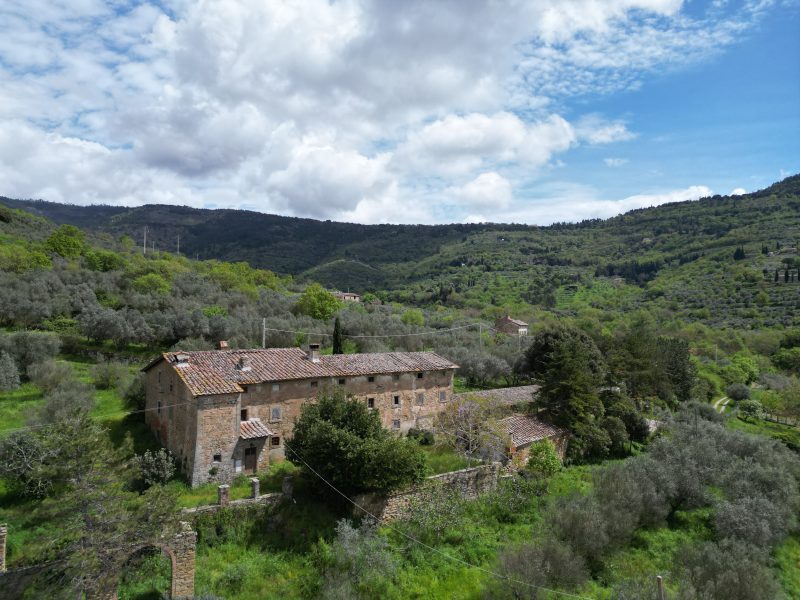 Farmhouse with land