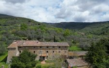 Farmhouse with land