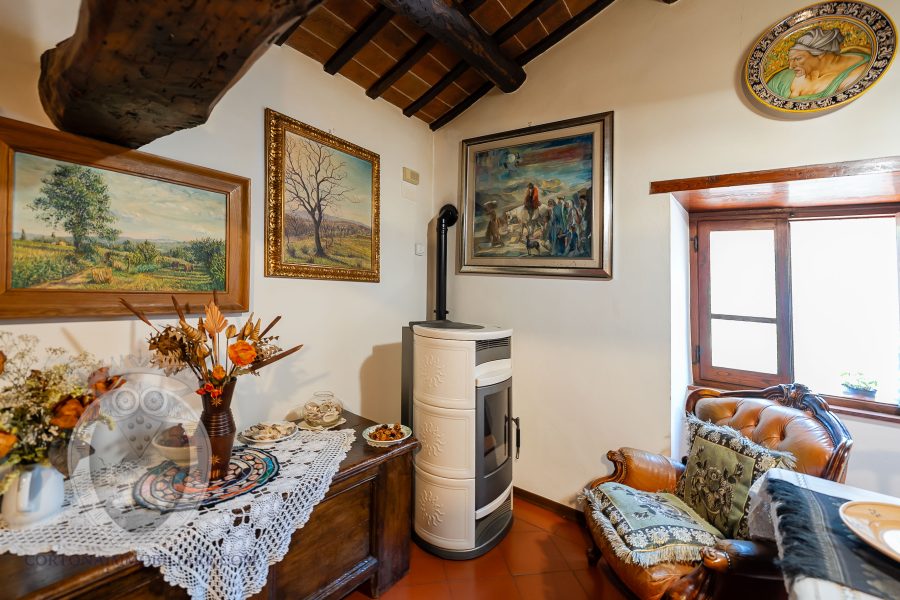 Villa con giardino e piscina