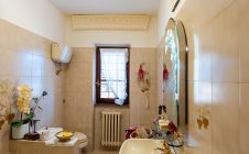 Villa con giardino e piscina