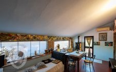 Villa with garden and swimming pool