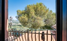 Villa con giardino e piscina