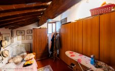 Villa with garden and swimming pool