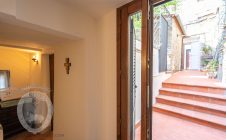 Terratetto in centro con patio e garage