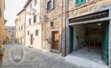 Terratetto in centro con patio e garage