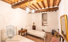 Terratetto in centro con patio e garage