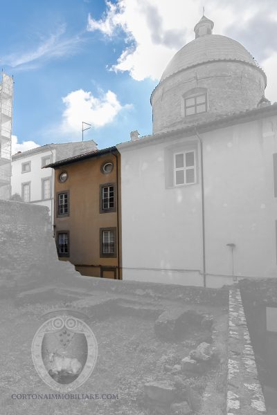 Terratetto indipendente in centro