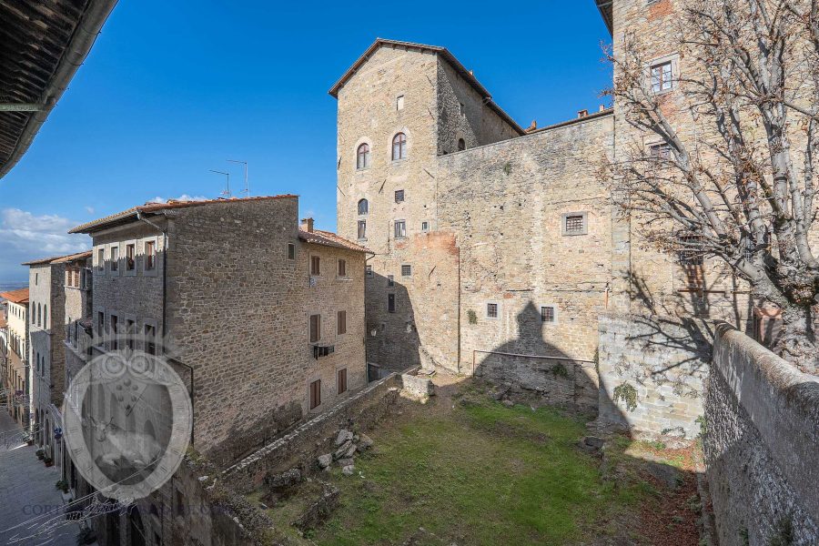 Terratetto indipendente in centro