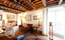 Terratetto indipendente in centro