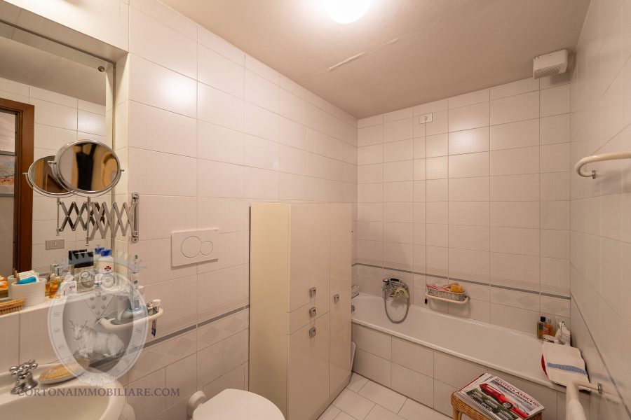 Detached townhouse in the center