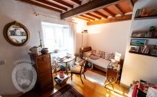 Detached townhouse in the center