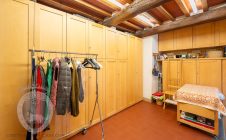 Detached townhouse in the center