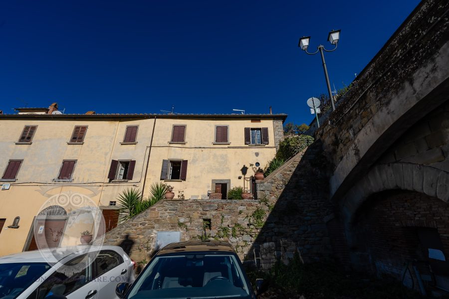 Appartamento con giardino e garage