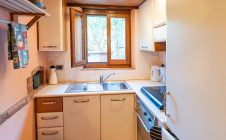 Detached terraced house with garden