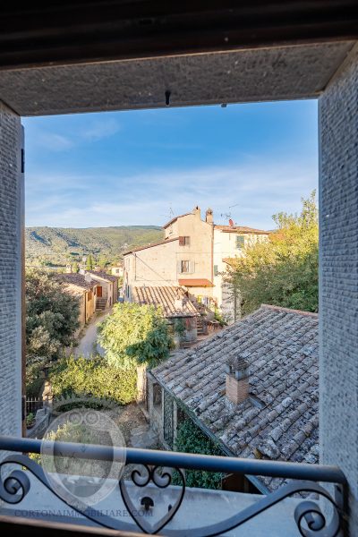 Farmhouse with garden and swimming pool
