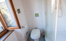 Farmhouse with garden and swimming pool