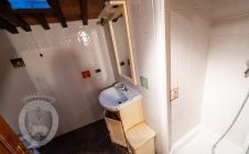 Farmhouse with garden and swimming pool