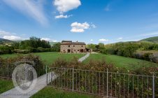 Villa with pool and garden